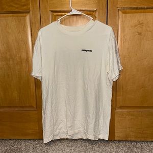 Medium Patagonia T-shirt